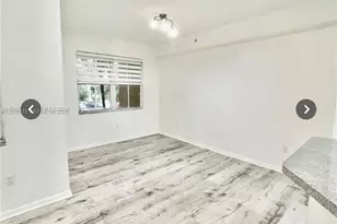 10902 NW 83 St, Doral, FL 33178 - Photo 2