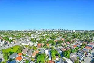 536 NW 25th Ave, Miami, FL 33125 - Photo 22