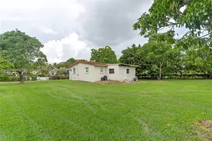 381 SW 127th Ave, Miami, FL 33184 - Photo 16