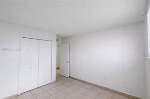 666 W 81st St, Hialeah, FL 33014 - Photo 16