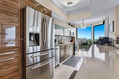21205 Yacht Club Dr #2405, Aventura, FL 33180 - Photo 2