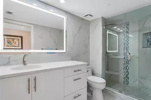 21205 Yacht Club Dr, Aventura, FL 33180 - Photo 20