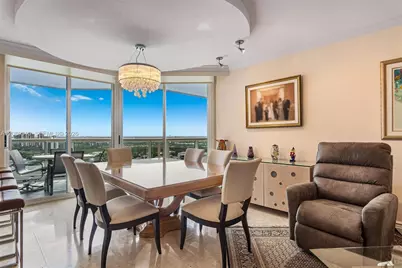 21205 Yacht Club Dr #2405, Aventura, FL 33180 - Photo 8