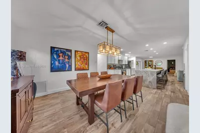 10305 NW 42nd Dr, Coral Springs, FL 33065 - Photo 22