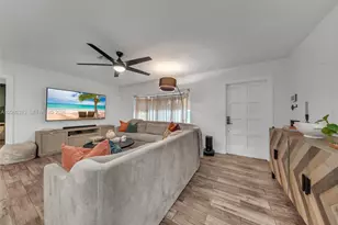 10305 NW 42nd Dr, Coral Springs, FL 33065 - Photo 10