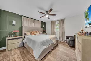 10305 NW 42nd Dr, Coral Springs, FL 33065 - Photo 28
