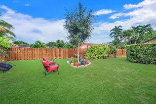 10305 NW 42nd Dr, Coral Springs, FL 33065 - Photo 46