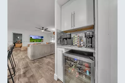 10305 NW 42nd Dr, Coral Springs, FL 33065 - Photo 20