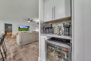 10305 NW 42nd Dr, Coral Springs, FL 33065 - Photo 20