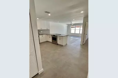 5711 NW 28th St #5711, Lauderhill, FL 33313 - Photo 4