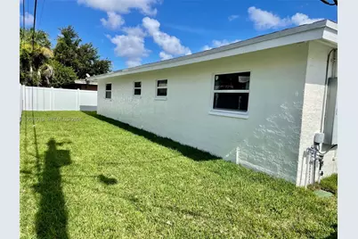 5711 NW 28th St #5711, Lauderhill, FL 33313 - Photo 24