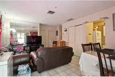 231 SW 8th Ct, Pompano Beach, FL 33060 - Photo 12