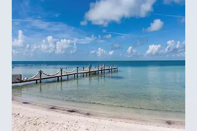 102 Venetian Dr, Islamorada, FL 33036 - Photo 2