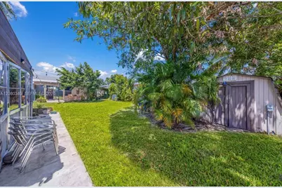 2326 Harding St, Hollywood, FL 33020 - Photo 12