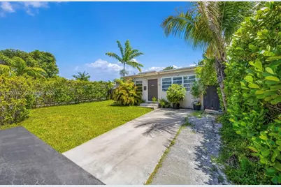 2326 Harding St, Hollywood, FL 33020 - Photo 2