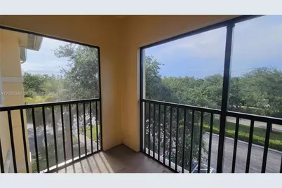 3018 Alcazar Pl #303, Palm Beach Gardens, FL 33410 - Photo 12