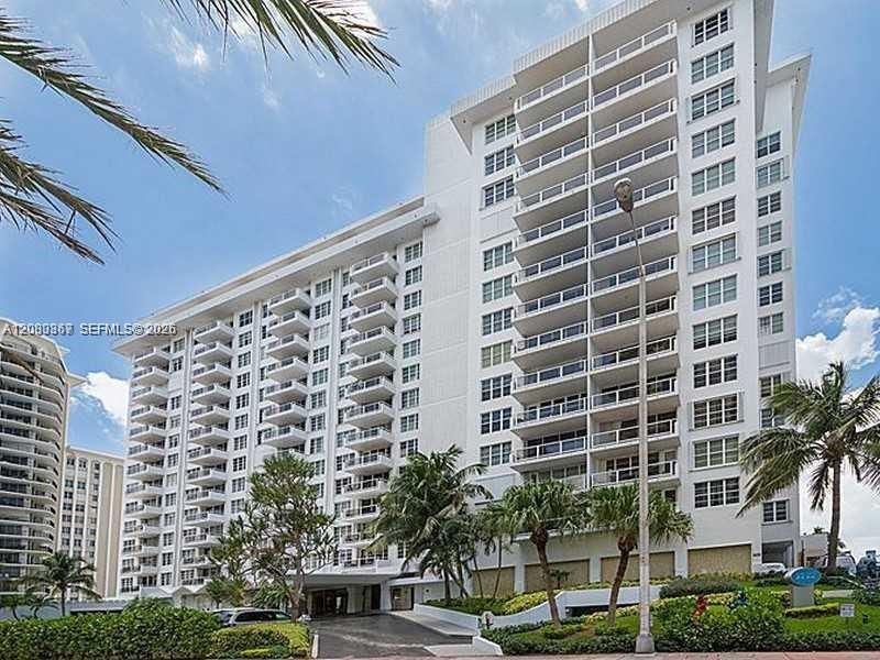 5700 Collins Ave #8M - 5700 Collins Ave #8M, Miami Beach, FL 33140 Luxury Property | Jose Angel Pina