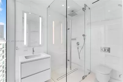 300 Biscayne Blvd Way #4102, Miami, FL 33131 - Photo 24