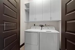 15742 NW 88th Ave, Miami Lakes, FL 33018 - Photo 30