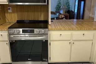 [Address not provided], Miami Beach, FL 33140 - Photo 14