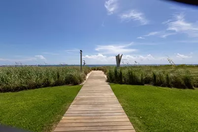1200 Holiday Dr #208, Fort Lauderdale, FL 33316 - Photo 44