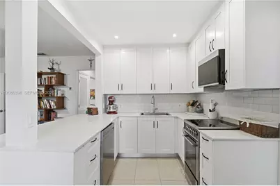 12310 NE 12th Ct, North Miami, FL 33161 - Photo 12
