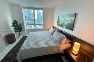 950 Brickell Bay Dr, Miami, FL 33131 - Photo 10