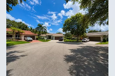 10411 NW 48th Mnr, Coral Springs, FL 33076 - Photo 54