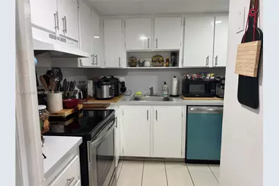 5050 NW 7th St #604, Miami, FL 33126 - Photo 30