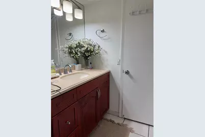 5050 NW 7th St #604, Miami, FL 33126 - Photo 26