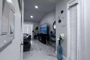 1531 NW 98th Ave, Pembroke Pines, FL 33024 - Photo 6