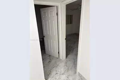 9733 Hammocks Blvd #201C, Miami, FL 33196 - Photo 6