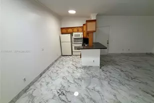 9733 Hammocks Blvd, Miami, FL 33196 - Photo 2