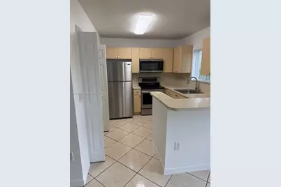 2900 SE 12th Rd #101-28, Homestead, FL 33035 - Photo 6
