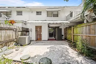 3609 Townhouse Ct, West Palm Beach, FL 33407 - Photo 12