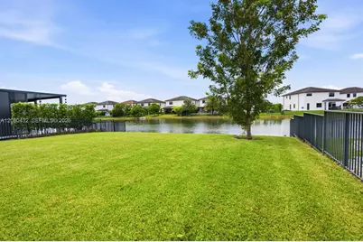 4308 SW 173rd Ave, Miramar, FL 33029 - Photo 8