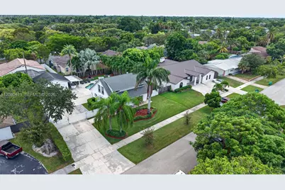 18211 SW 95th Ct, Palmetto Bay, FL 33157 - Photo 48