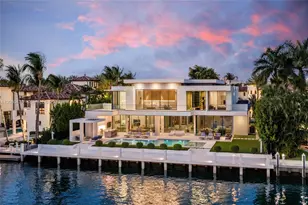 2560 Del Lago Dr, Fort Lauderdale, FL 33316 - Photo 1