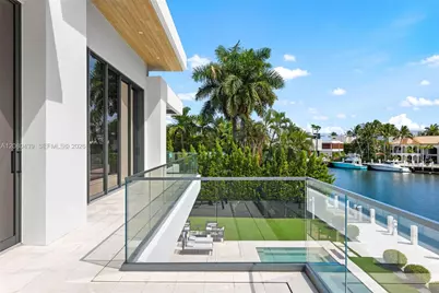 2560 Del Lago Dr, Fort Lauderdale, FL 33316 - Photo 44