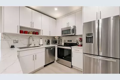 6 Carmona Ave, Coral Gables, FL 33134 - Photo 10