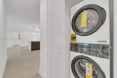 6235 SW 24th St, Miami, FL 33147 - Photo 18