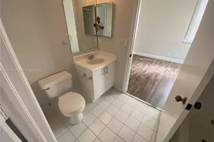 1575 Veracruz Ln, Weston, FL 33327 - Photo 32
