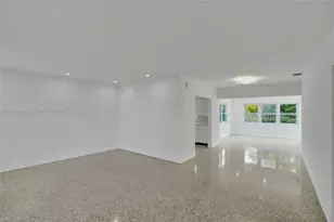 2125 Alamanda Dr, North Miami, FL 33181 - Photo 46