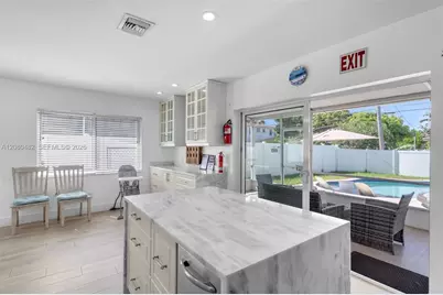 821 Harrison St #821, Hollywood, FL 33019 - Photo 14