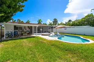 821 Harrison St, Hollywood, FL 33019 - Photo 28