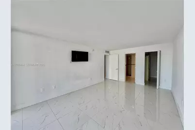 18081 Biscayne Blvd #504, Aventura, FL 33160 - Photo 26