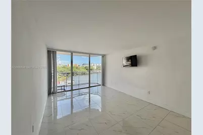 18081 Biscayne Blvd #504, Aventura, FL 33160 - Photo 24