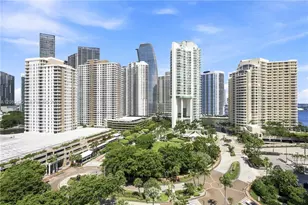 520 Brickell Key Dr, Miami, FL 33131 - Photo 2