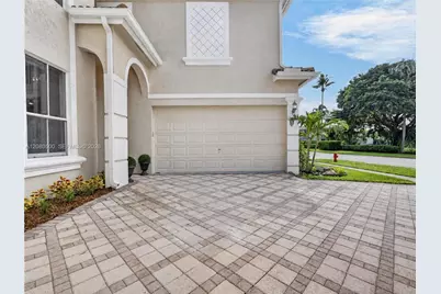 9648 Vineyard Ct, Boca Raton, FL 33428 - Photo 4