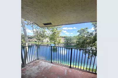 351 Palm Way #303, Pembroke Pines, FL 33025 - Photo 20